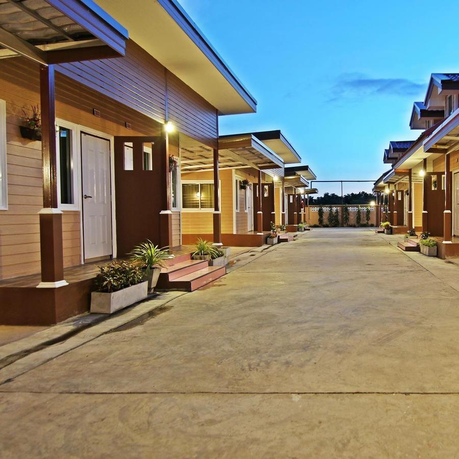 Rojanavee Resort Nakhon Nayok Exterior photo
